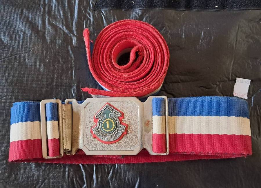 SOUTH AFRICAN ARMY'S 1 MAINTENANCE UNIT BELT AND BUCKLE