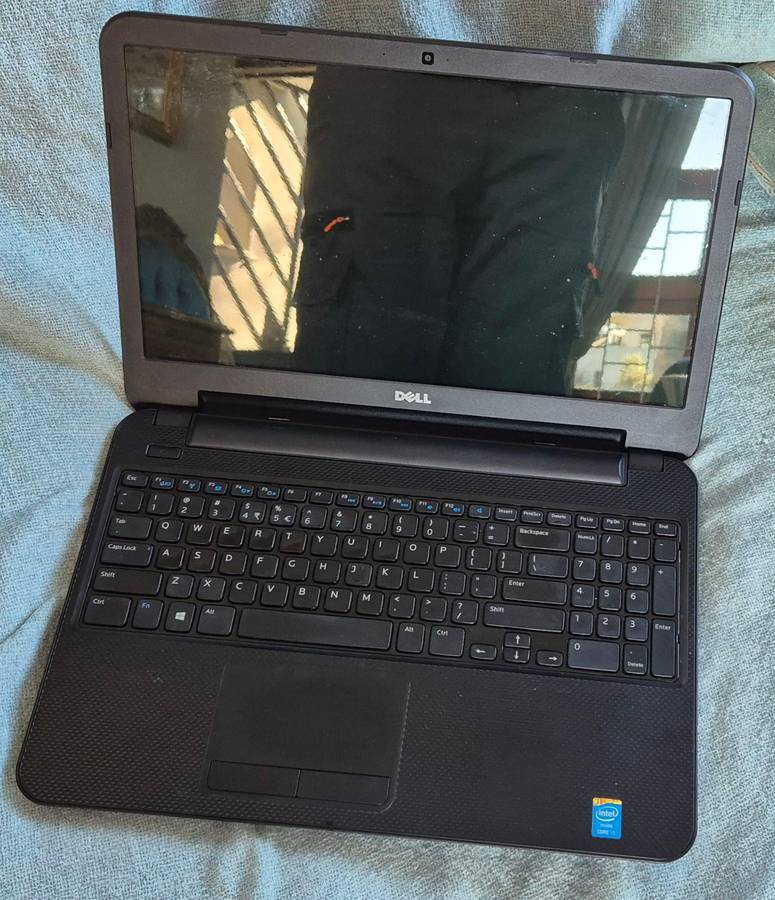 DELL INSPIRON 3537 i5 LAPTOP