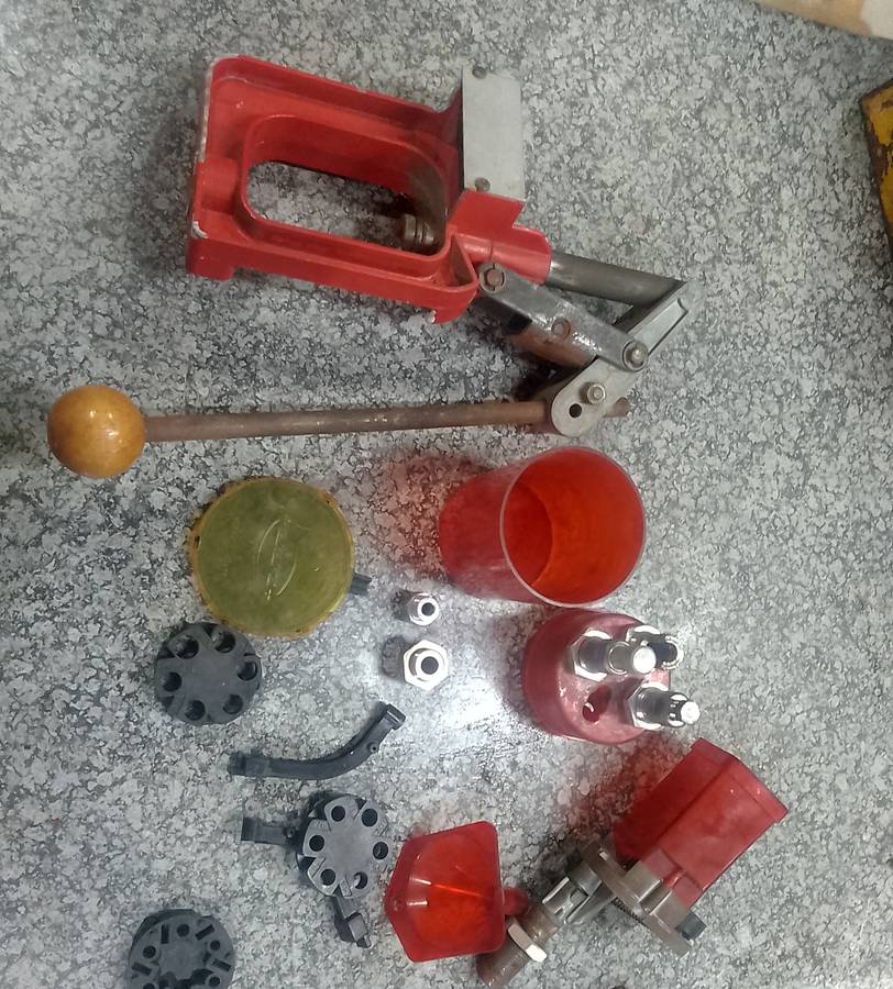 LEE RELOADING KIT