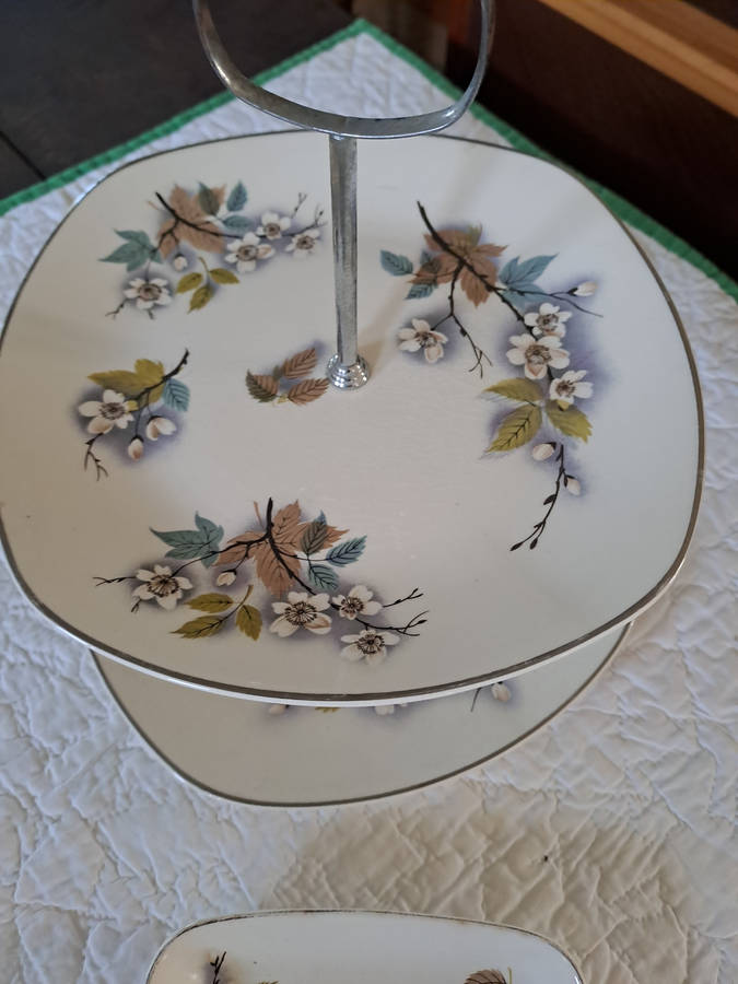 Midwinter Stylecraft Orchard Blossom Two Tier Cake Stand and extra dish