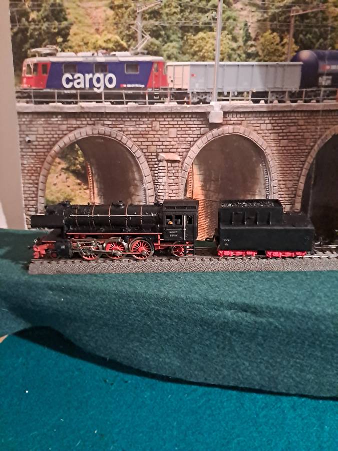 Marklin HO DB steam loc and tender  DB 23014 3005