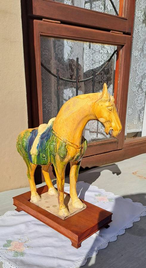 Large Vintage 36 cm 1960/70`s Tang Horse Beautiful
