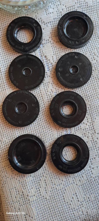 Standard watch makers unbreakable watch crystals inserting tool