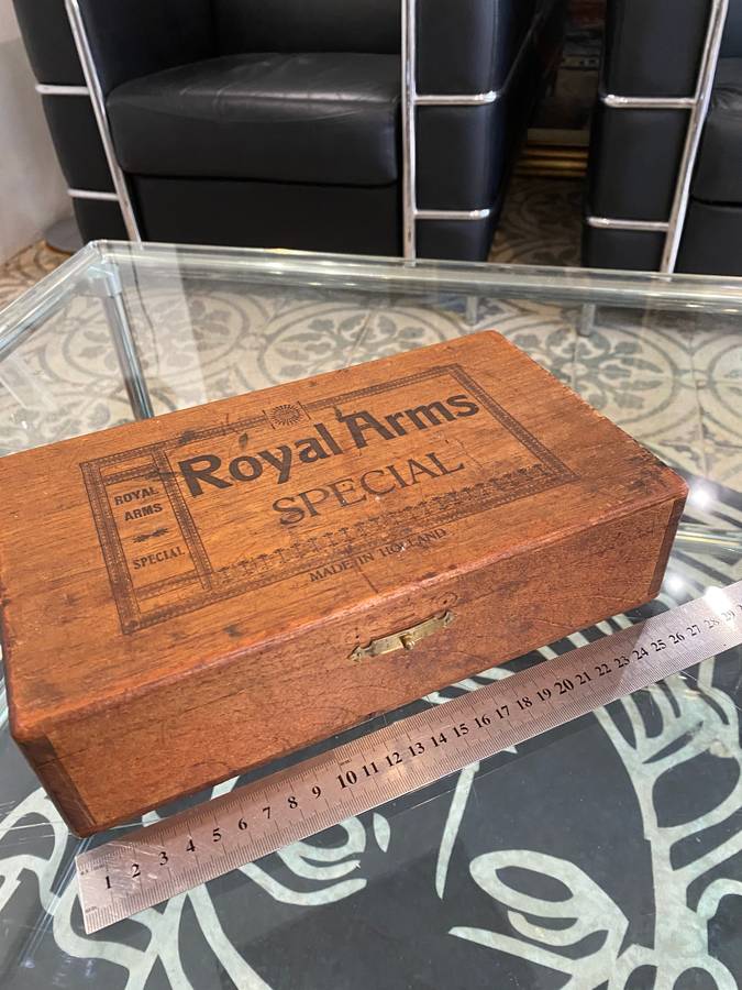 Royal Arms Special Box