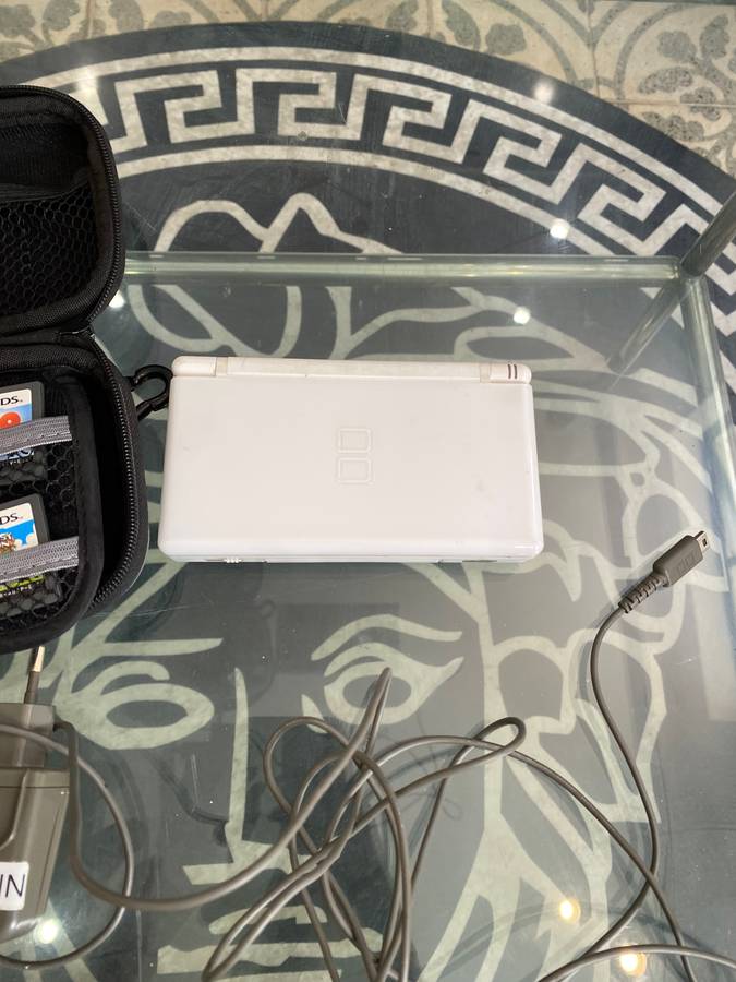 Nintendo ds complete with games bid for all !!!