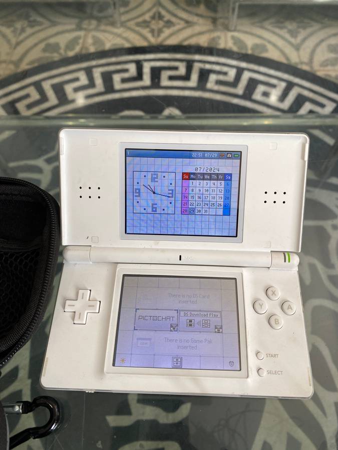 Nintendo ds complete with games bid for all !!!
