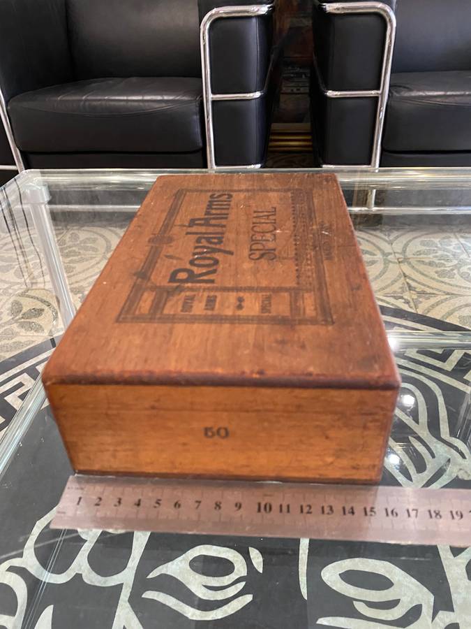 Royal Arms Special Box