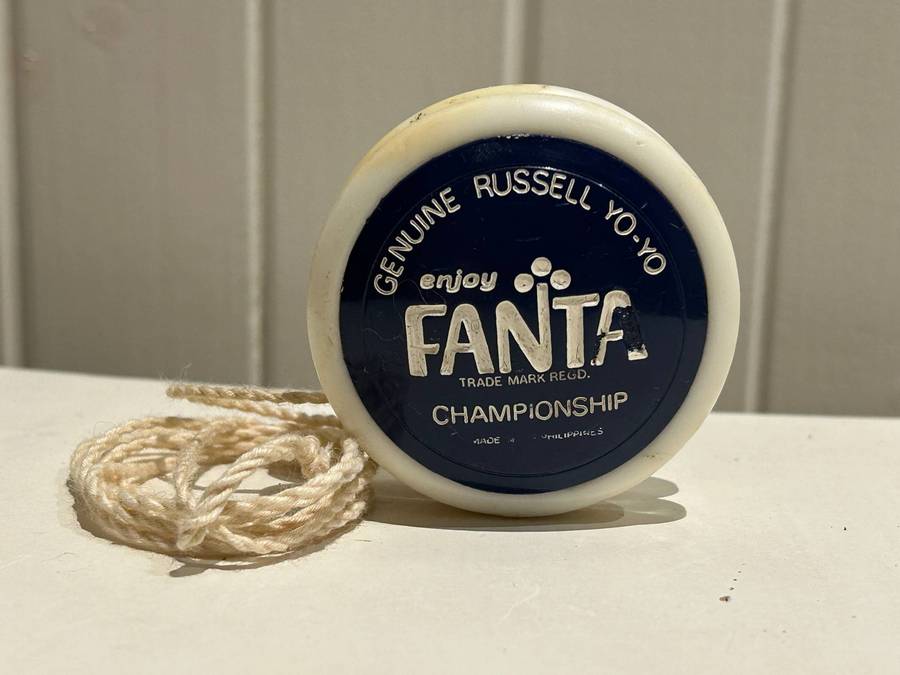Rare AUSTRALIAN 1973 RUSSELL PROFESSIONAL FANTA YoYo