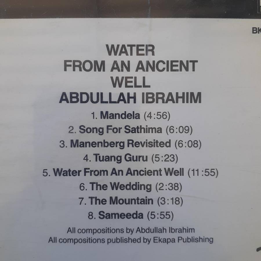 10 CD Jazz Bundle (Assorted)   NO COVERS (read the description).