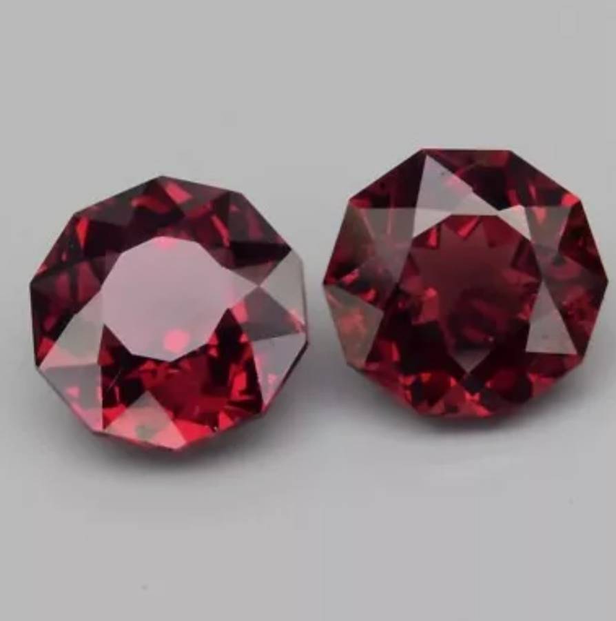 Stunning Pair 2pcs/2.95ct t.w Custom-Cut Natural Purplish Pink Rhodolite Garnet