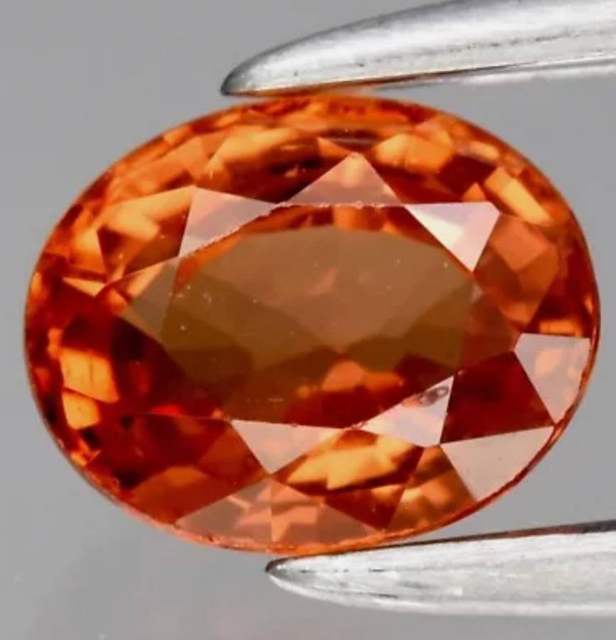 Stunning! Natural Oval Cut Orange Sapphire