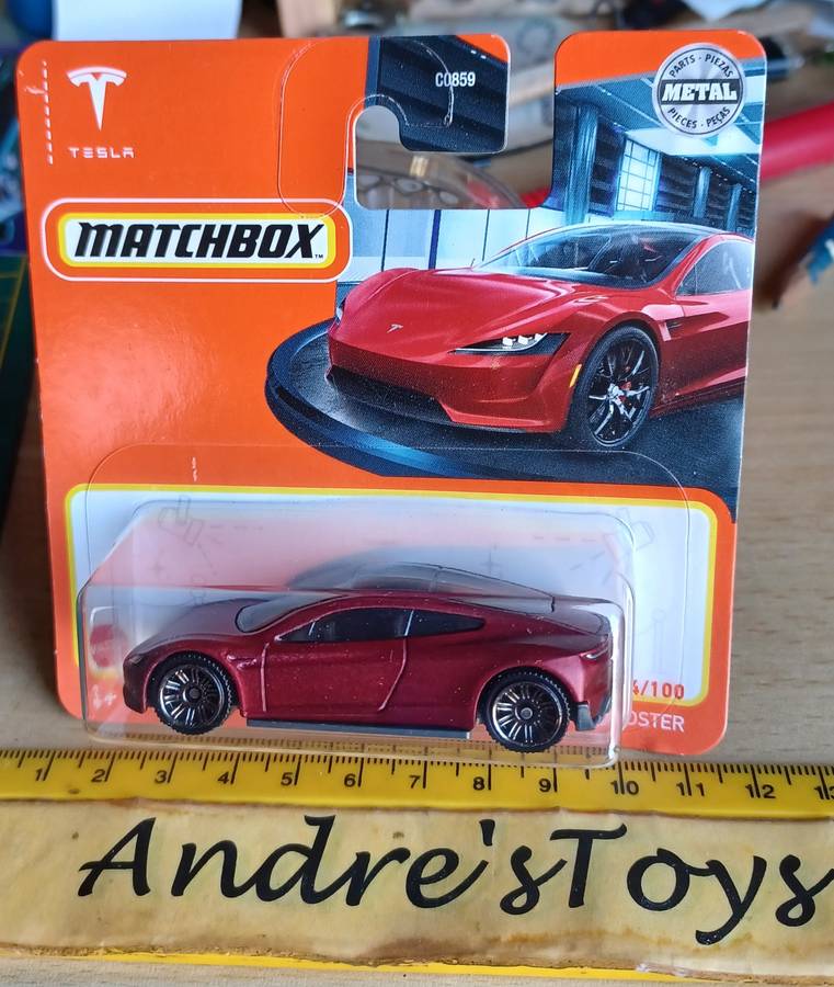 2021 Matchbox ~ 04/100 Tesla Roadster ~ Mint on Short card