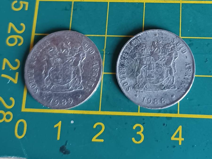 1988 1989 10 Cent Coin ~ South Africa