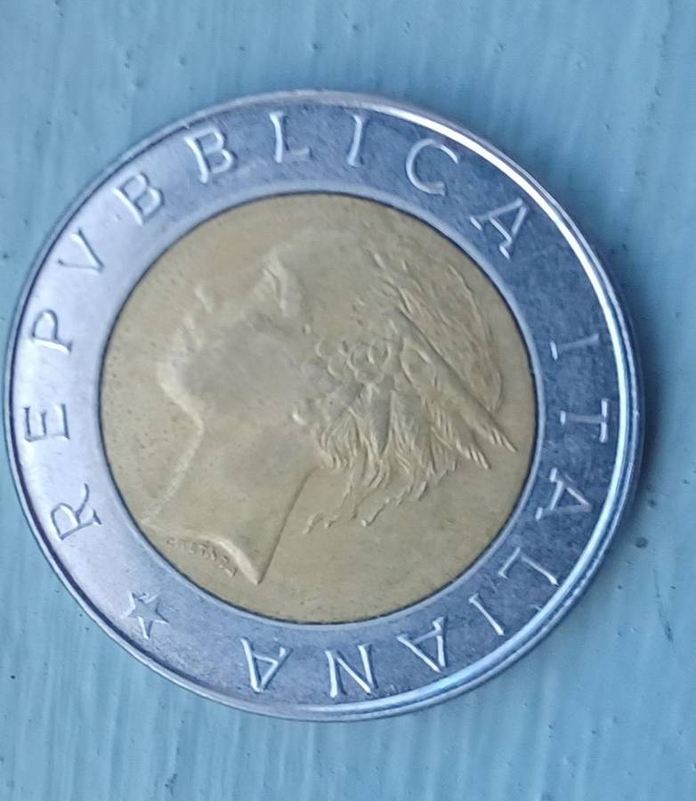 Italy 500 Lire coin 1985