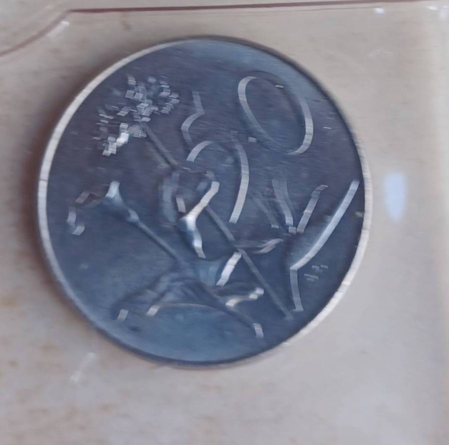 1967 English uncirculated nickel 50c