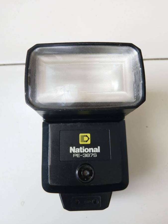 Collectors Vintage National PE-387S External Flash unit