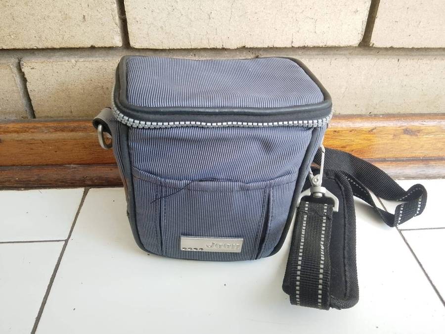 Rare Vintage Canon Powershot S2 IS Camera.