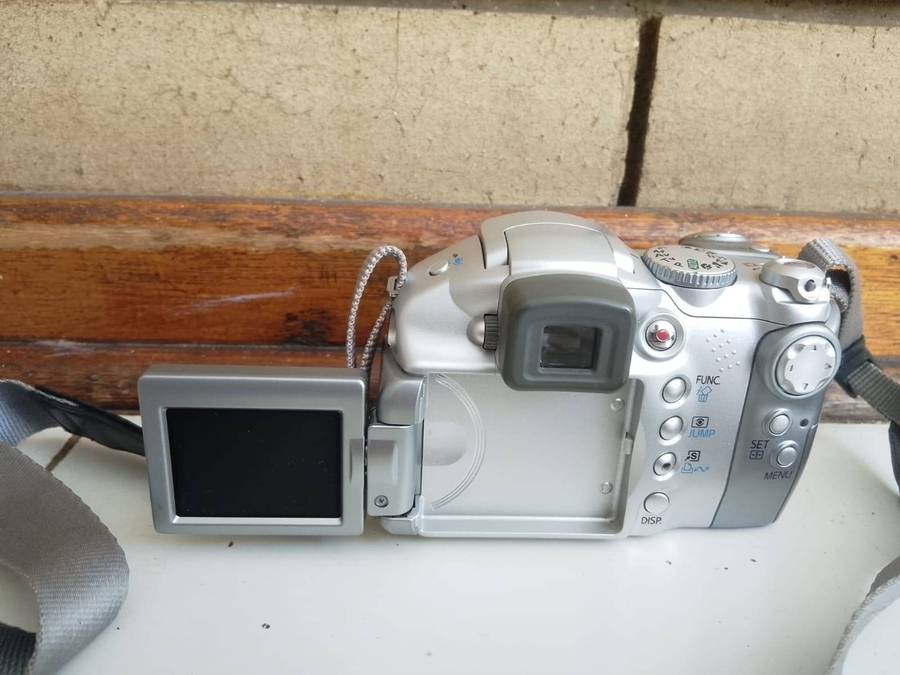 Rare Vintage Canon Powershot S2 IS Camera.