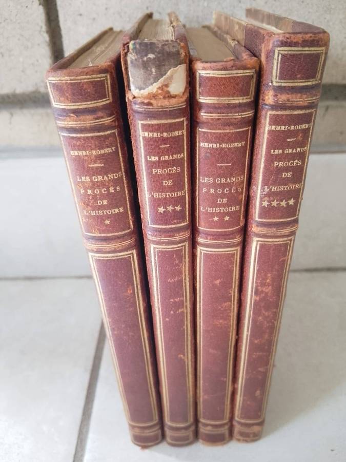 Vintage collectors Set of 4 Antique leather bound Books