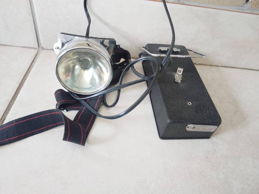 Vintage Collectors twin service head lamp