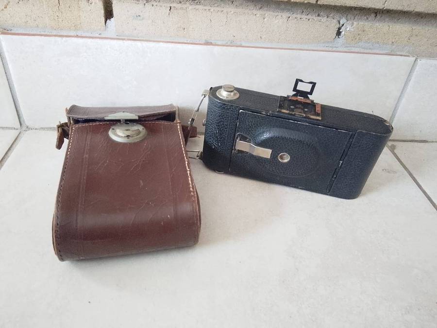 Collectors vintage folding camera