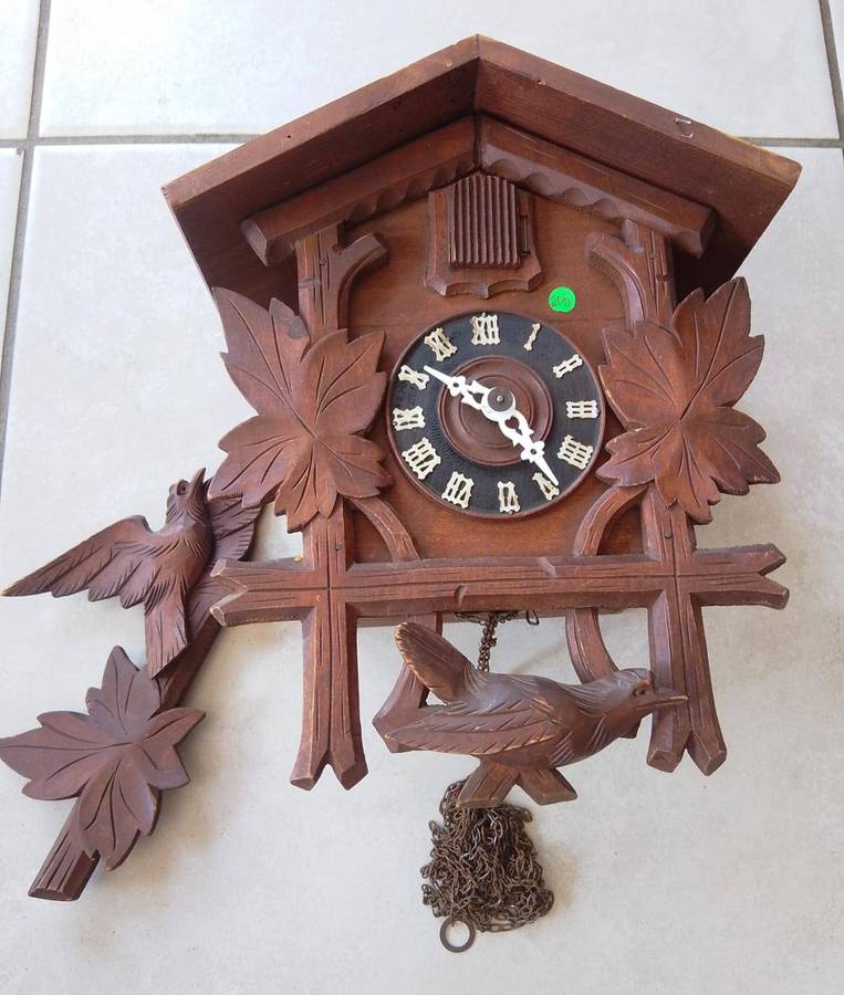 Vintage Collectors Cuckoo Clock