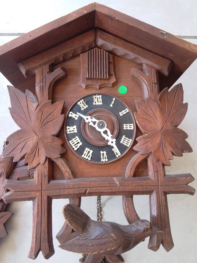 Vintage Collectors Cuckoo Clock