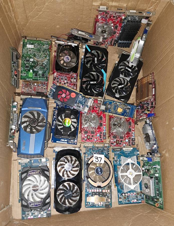 BULK LOT OF 24 GRAPHICS CARDS*ONE BID FOR THE LOT*