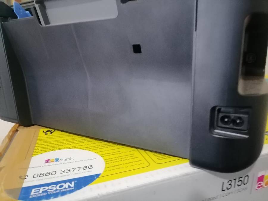 EPSON L3150 INK TANK PRINTER WITH CABLES IN BOX* LIGHTS FLASHING*