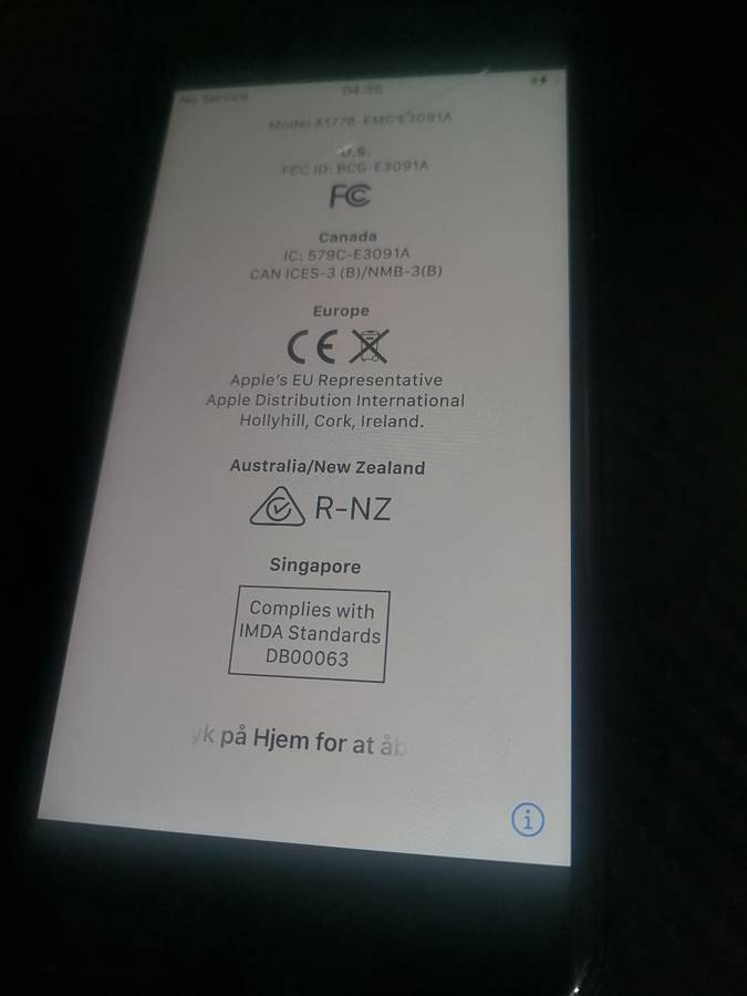 APPLE IPHONE 7 A1778 CELLPHONE. POWERS ON, SEAMS TO BE STUCK ON HELLO SCREEN**