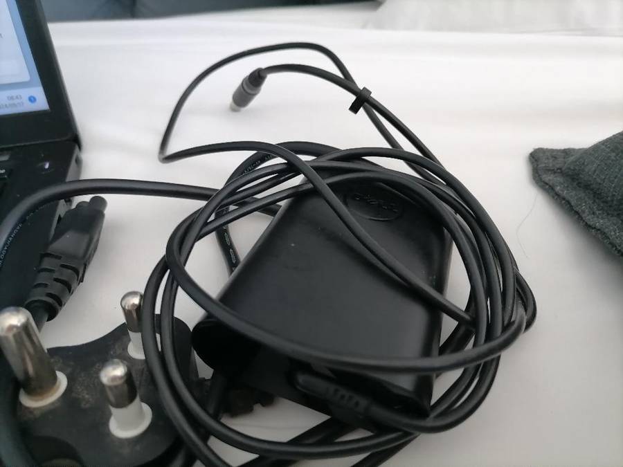REFURBISHED i5 DELL LATITUDE E7490 8TH GEN,SIM SLOT, 8GB RAM,256GB SSD, W10/OFFICE, CHARGER