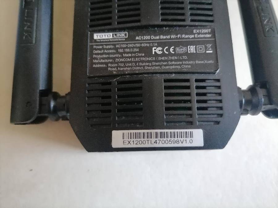 LOT OF 2 HI SPEED WIFI RANGE EXTENDERS*ONE BID FOR BOTH*WORKING**