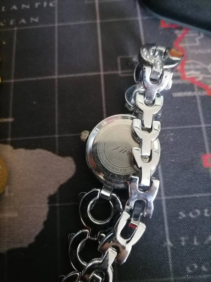 LOT OF 3 WATCHES*ONE IS 18CT GOLD PLATED*ONE BID FOR THE LOT**