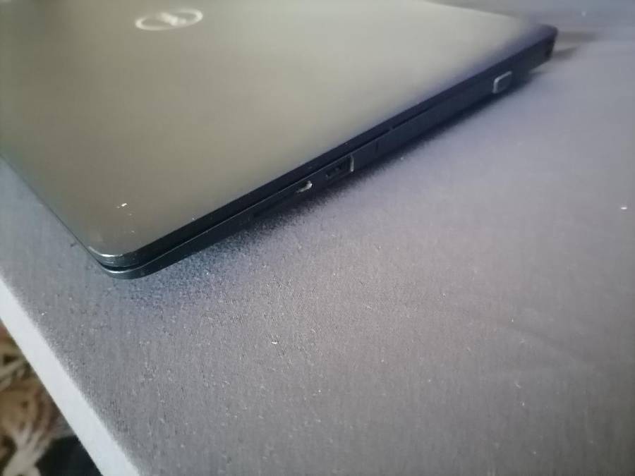 *i5 DELL LATITUDE 3590 8TH GEN, 8GB RAM, 1TB HDD*ORIGINAL CHARGER,BATTERY FAIR**