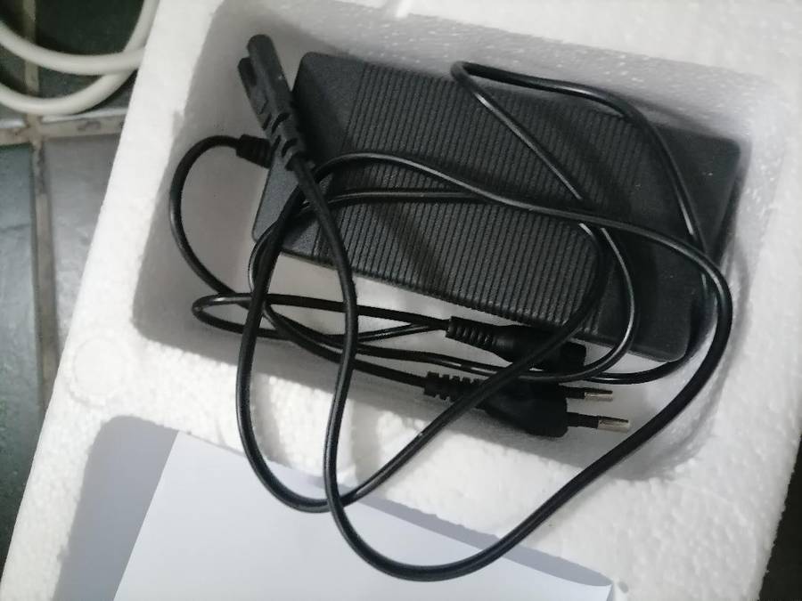 *AWESOME DEAL*SMART 6.5 INCH BALANCE BOARD WITH LED LIGHTS AND BT SPEAKER***