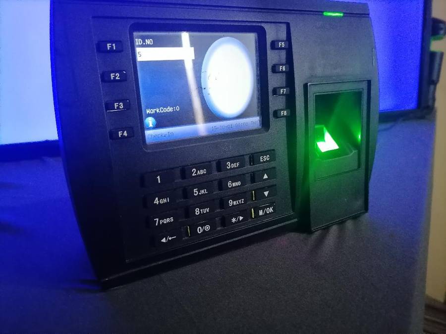 *LINUX COMMERCIAL FINGER PRINT CLOCK IN SYSTEM*SIM SLOT/USB SLOT*RESET READY TO USE*