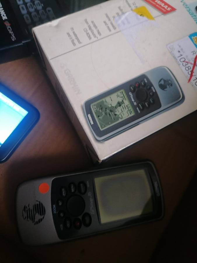 **LOT OF ELELCTRONICS*GSP DEVICES,ETHERNET SWITCH ETC*ONE BID FOR THE LOT*