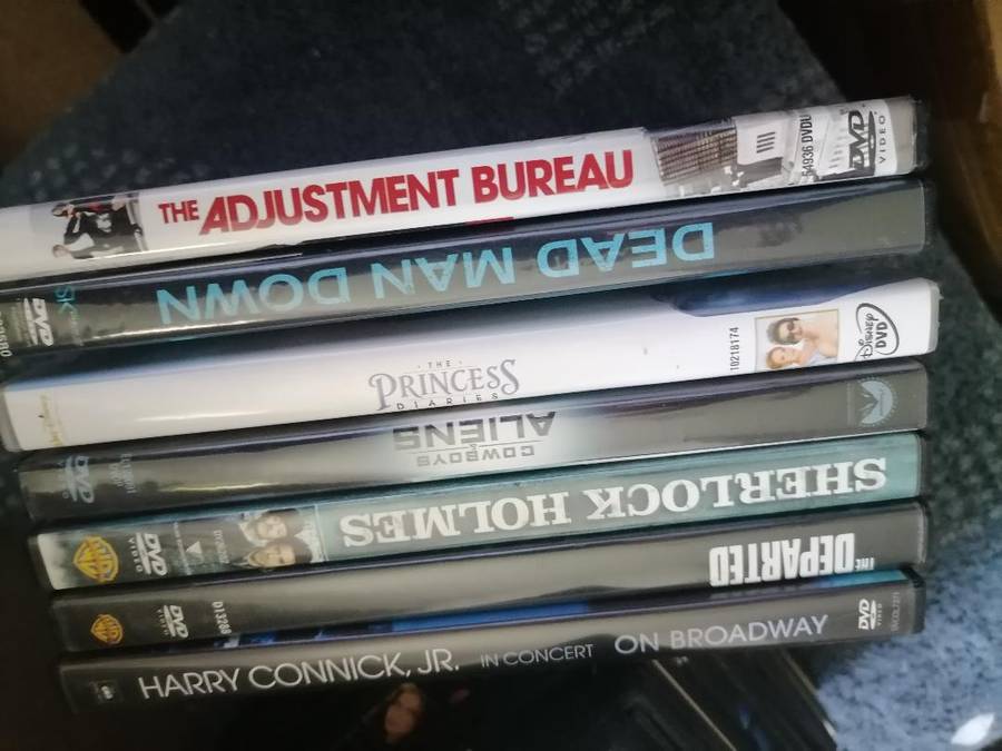 *WEEKEND SPECIAL*Large lot of DVDs - One bid for the lot as  per pics*