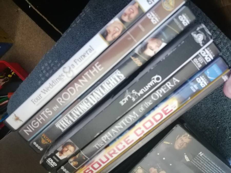 *WEEKEND SPECIAL*Large lot of DVDs - One bid for the lot as  per pics*