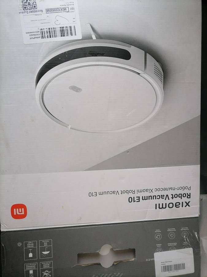 Xiaomi E10 Smart Robot Vac/Mop, Charging Station in Box