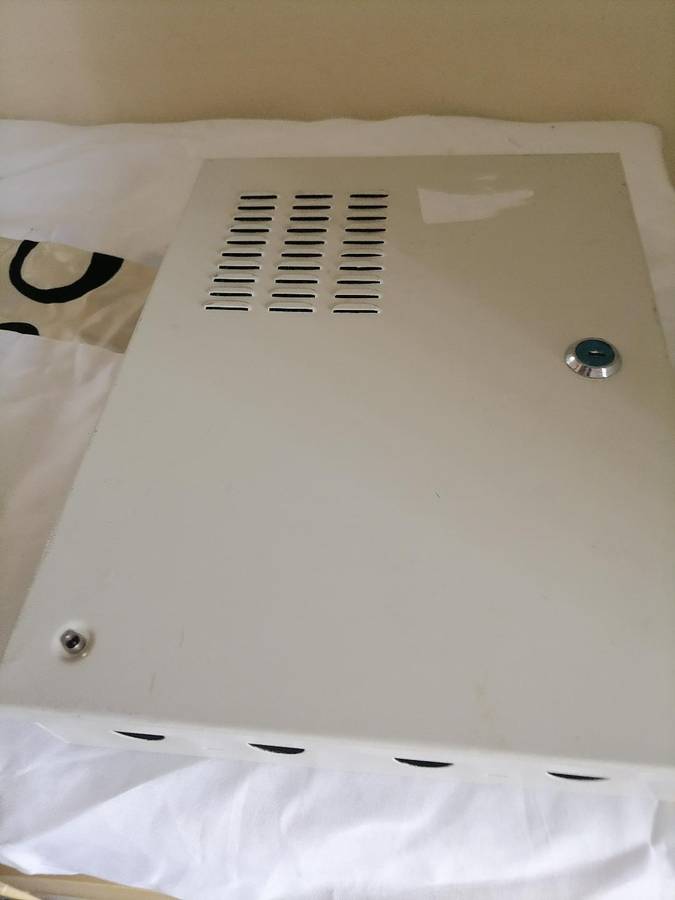 Power Supply CCTV 18 Way 12VDC 20 Amp PS69