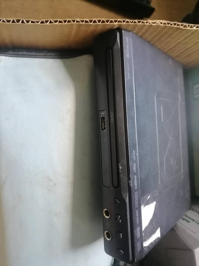 Bulk lot of electronics