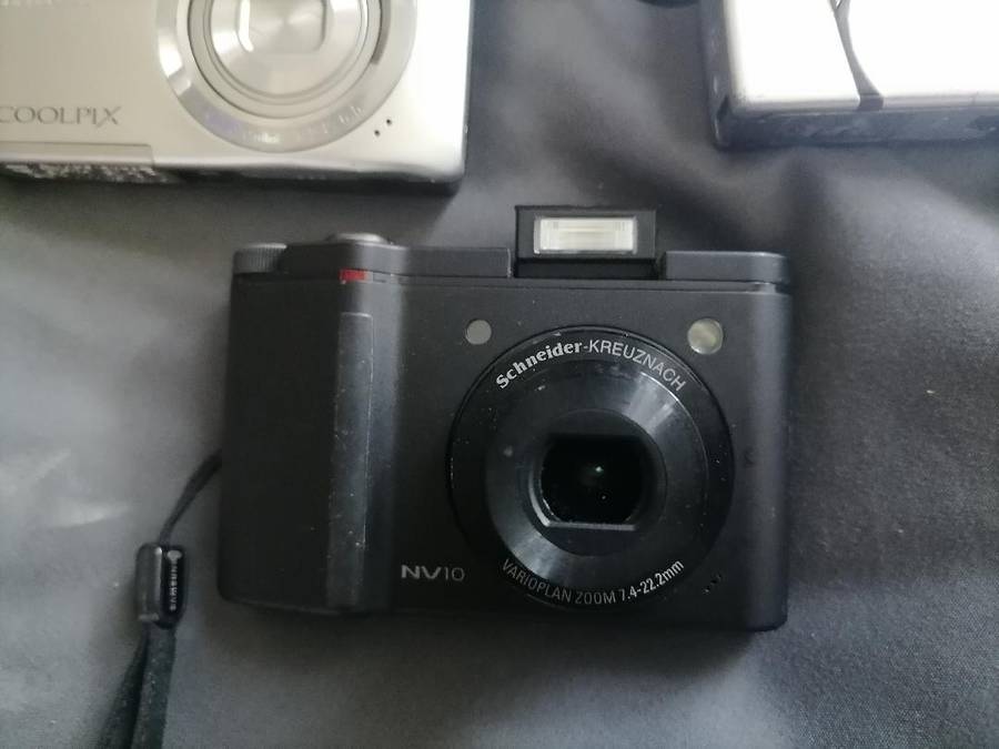 Lot of 3 x Digital Cameras*one bid for the lot*untested*