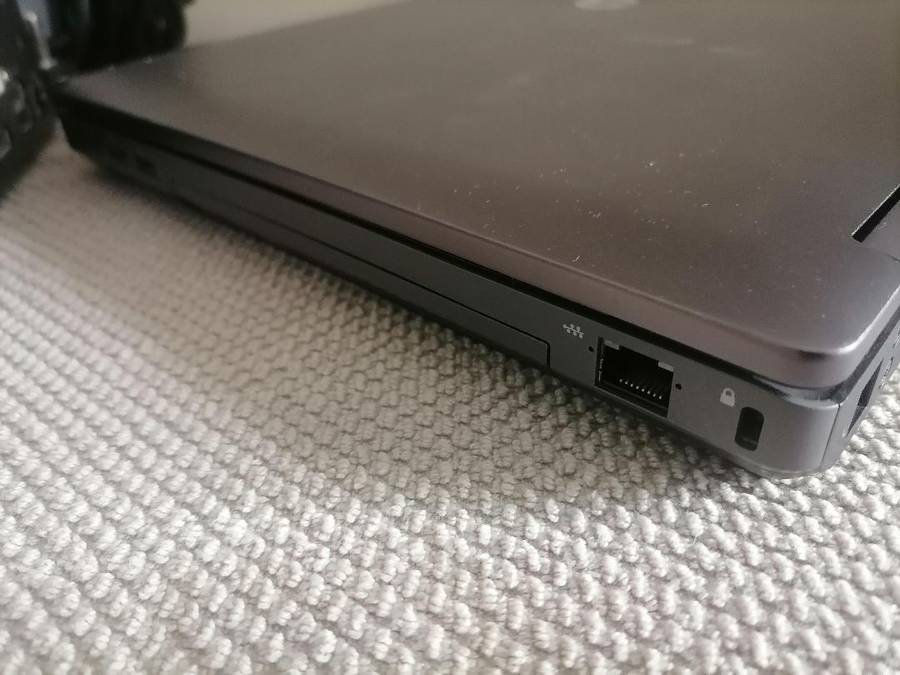 HP ProBook i3