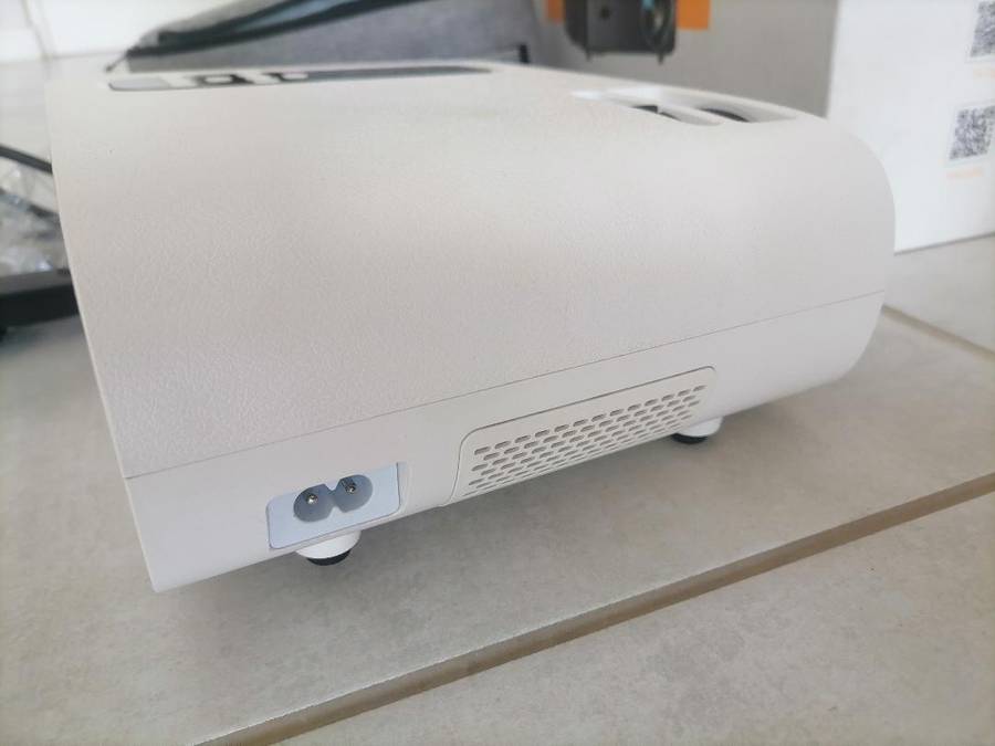 Defective YABER Bluetooth 5.0 Pro V8 1080P Native Projector with Wifi 6