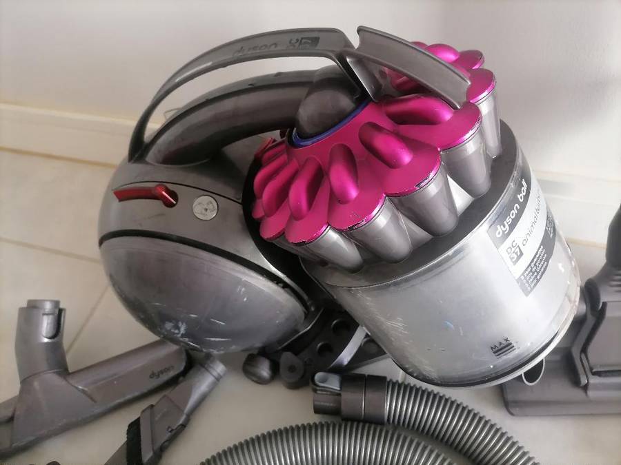 Dyson Ball DC37 Canister Vacuum with Attachments, Working