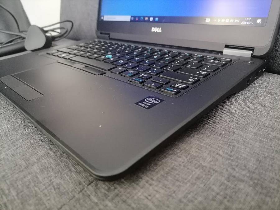 Dell Latitude E7450 Laptop - Intel Core i5 - 5th Gen - 8GB RAM - 500GB SSD