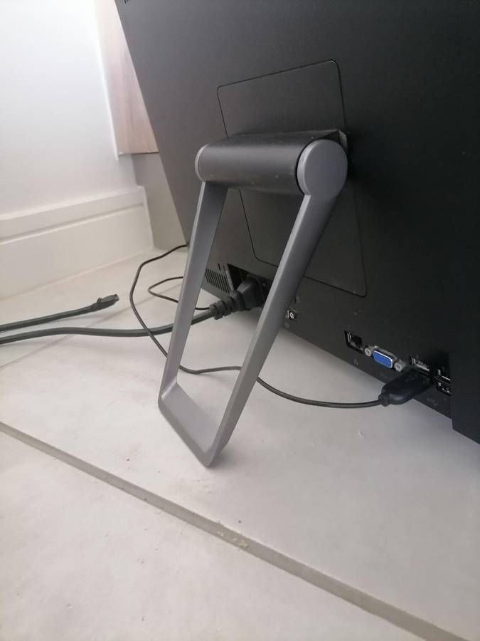 i5 AIO LENOVO 4TH GEN 8,M73Z ALL IN 1 PC*NOT PICKING UP HARD DRIVE