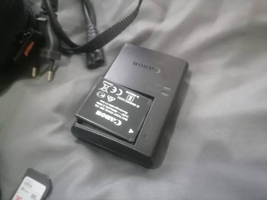 Canon Ixus 190 Digital Camera with Wi-Fi, NFC and GPS (20MP)(Black)