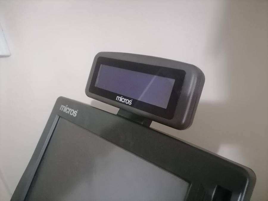 MICROS WORKSTATION 4 TOUCH SCREEN POS SYSTEM WITH STAND